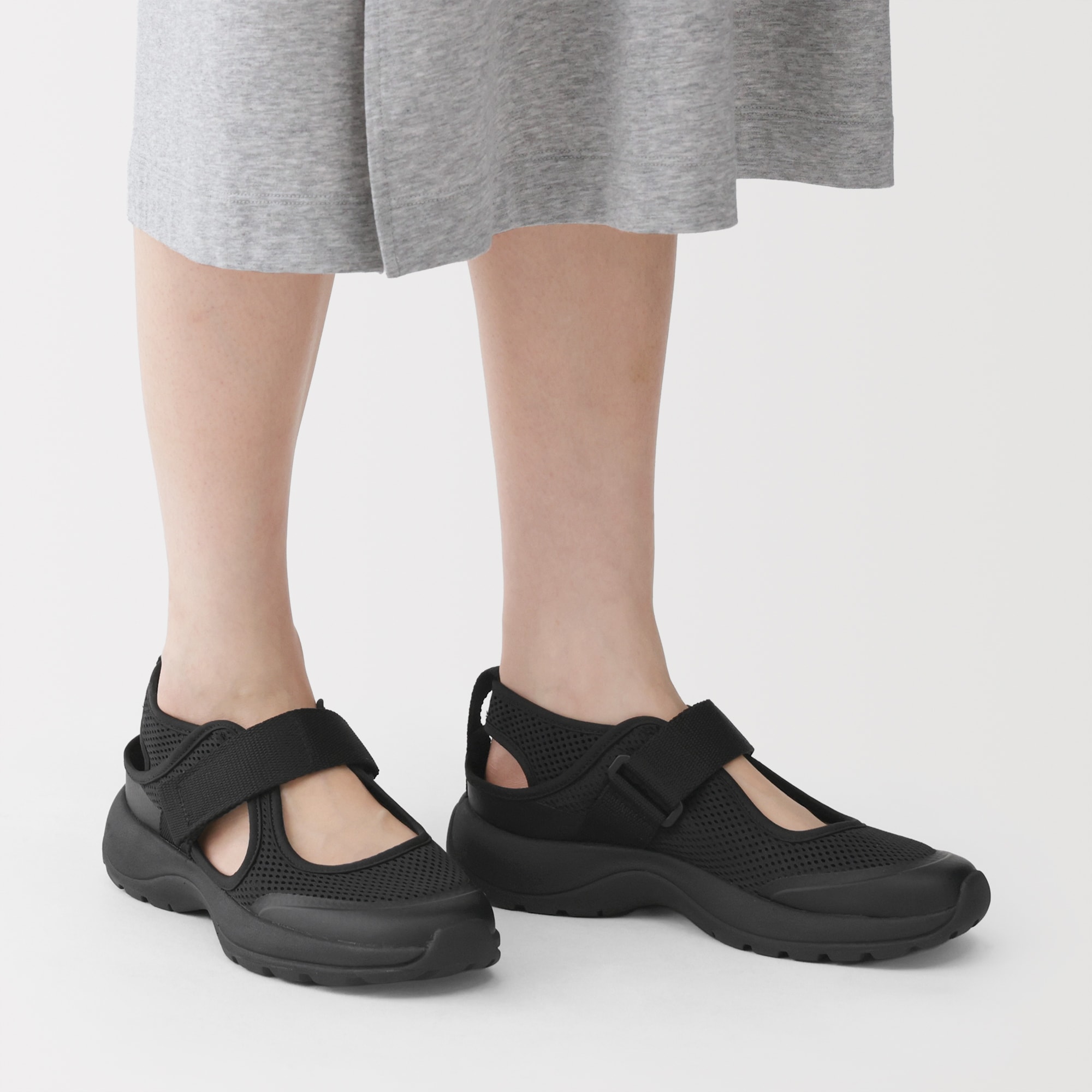 メッシュ　ワンベルトスニーカーサンダル