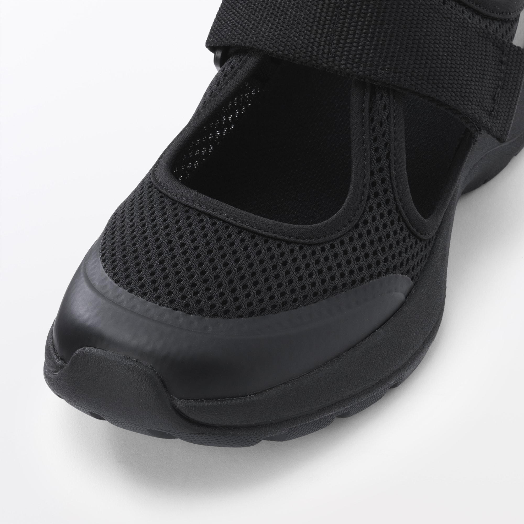 メッシュ　ワンベルトスニーカーサンダル