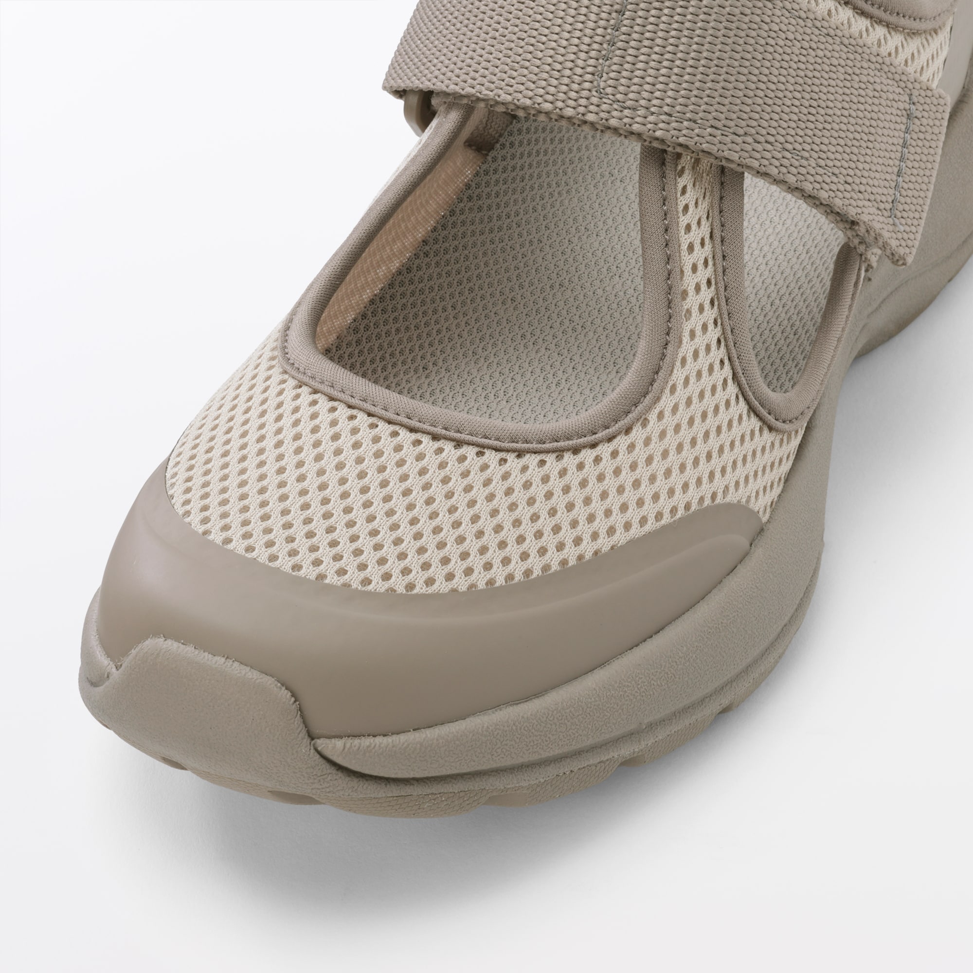 メッシュ　ワンベルトスニーカーサンダル