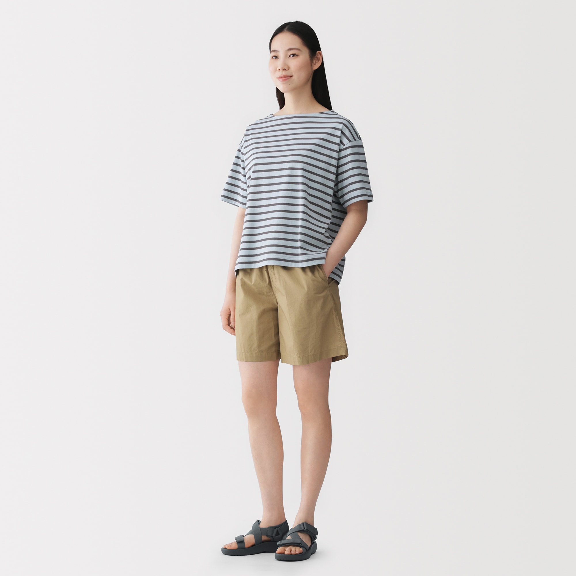 テープベルトサンダル