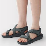 テープベルトサンダル