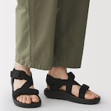 テープベルトサンダル