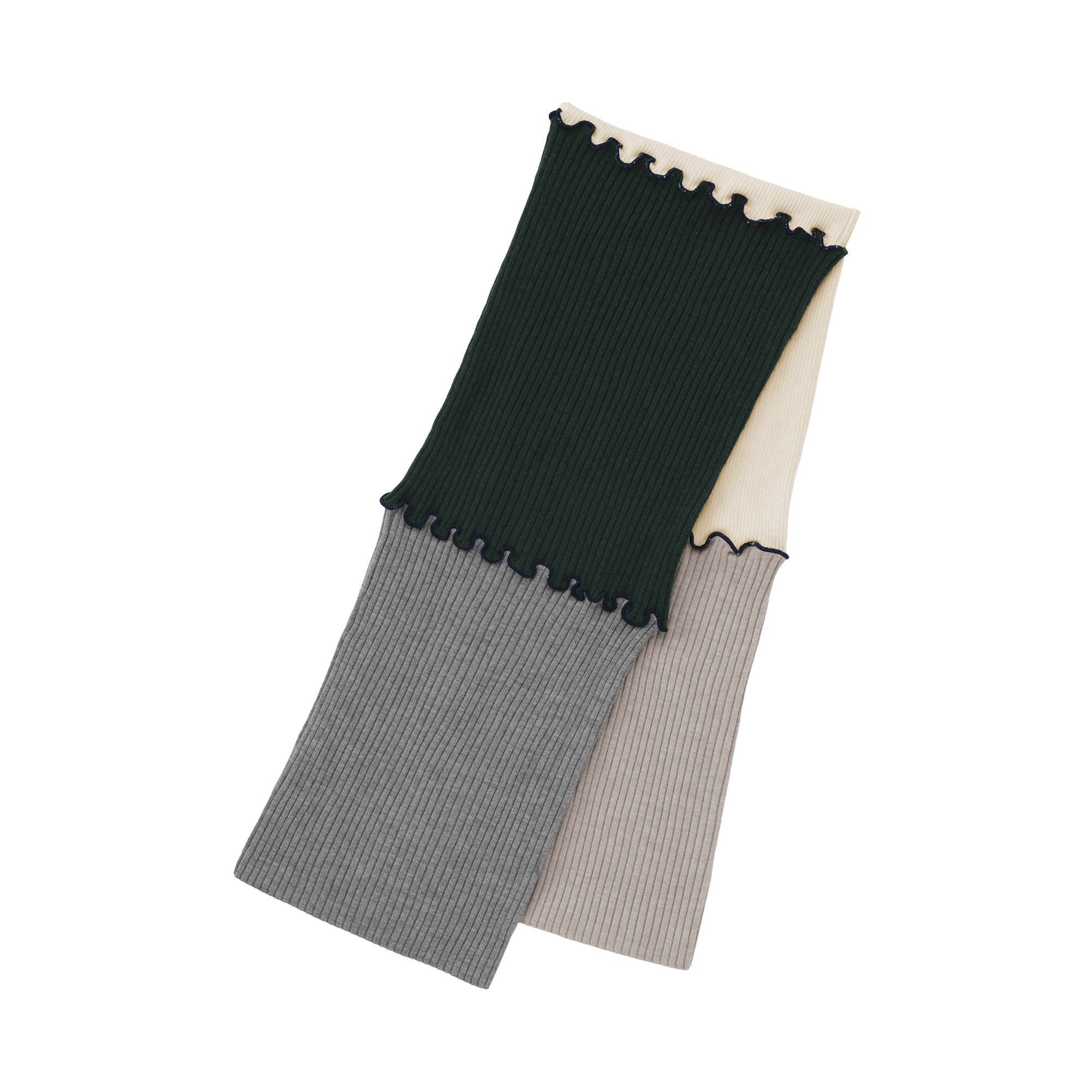 つながる服　マフラー