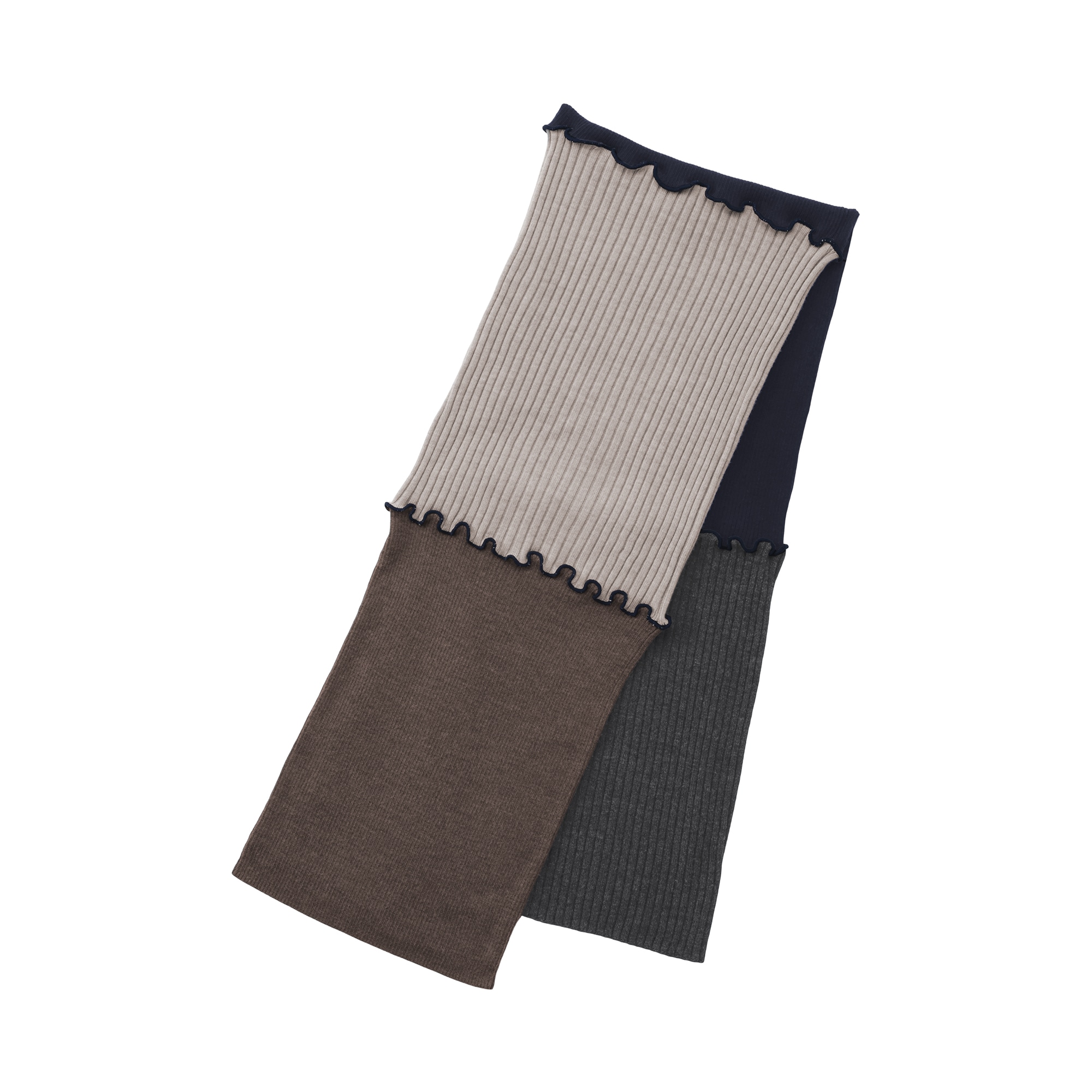 つながる服　マフラー