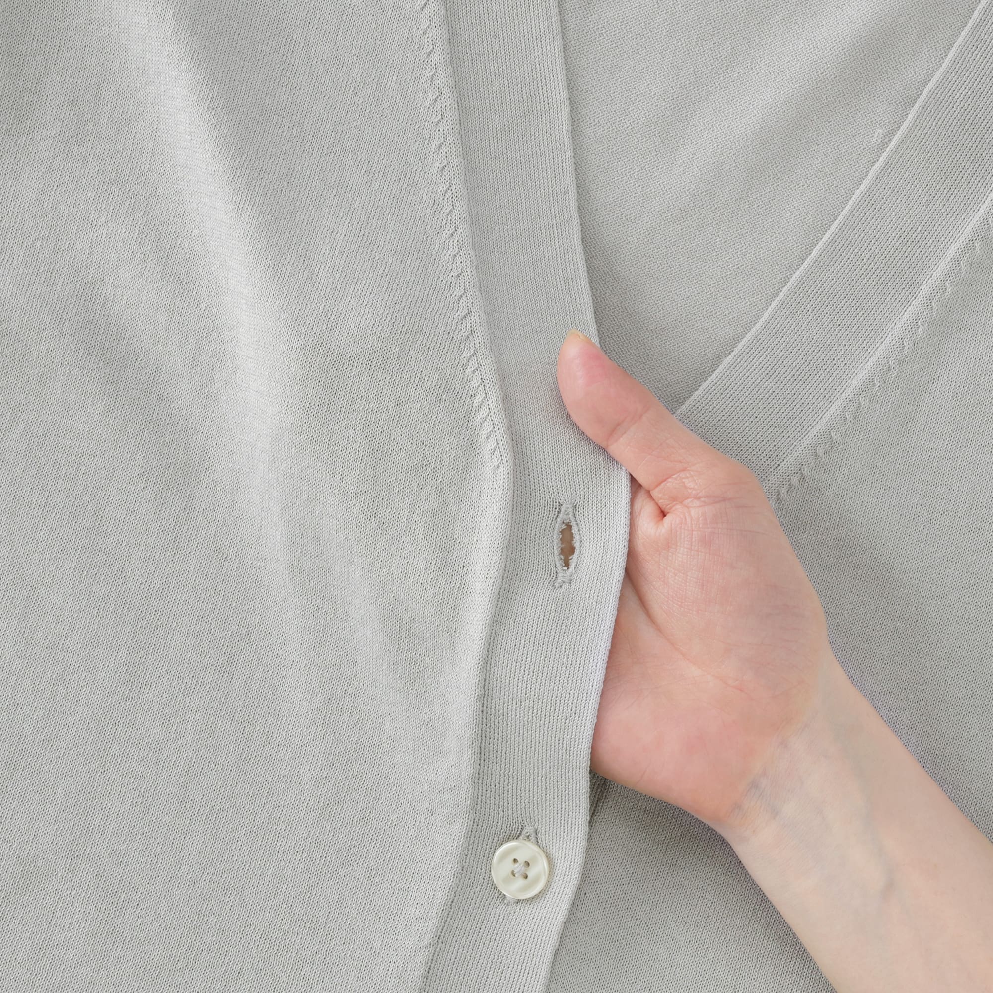 婦人　ＵＶカットライトニットＶネックカーディガン