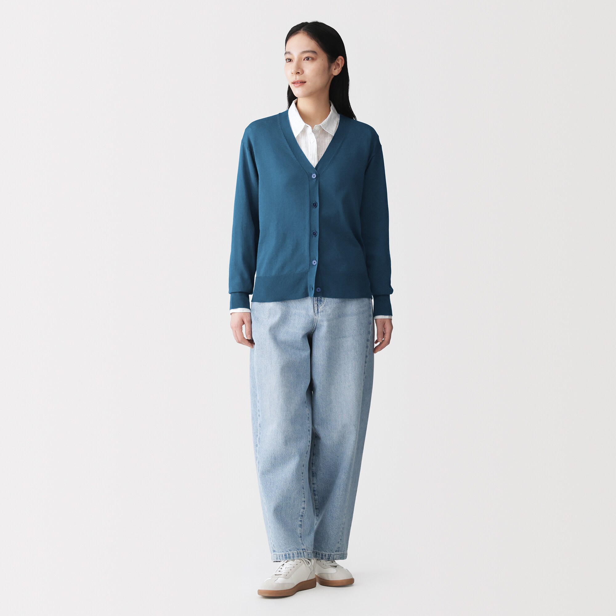 婦人　ＵＶカットライトニットＶネックカーディガン