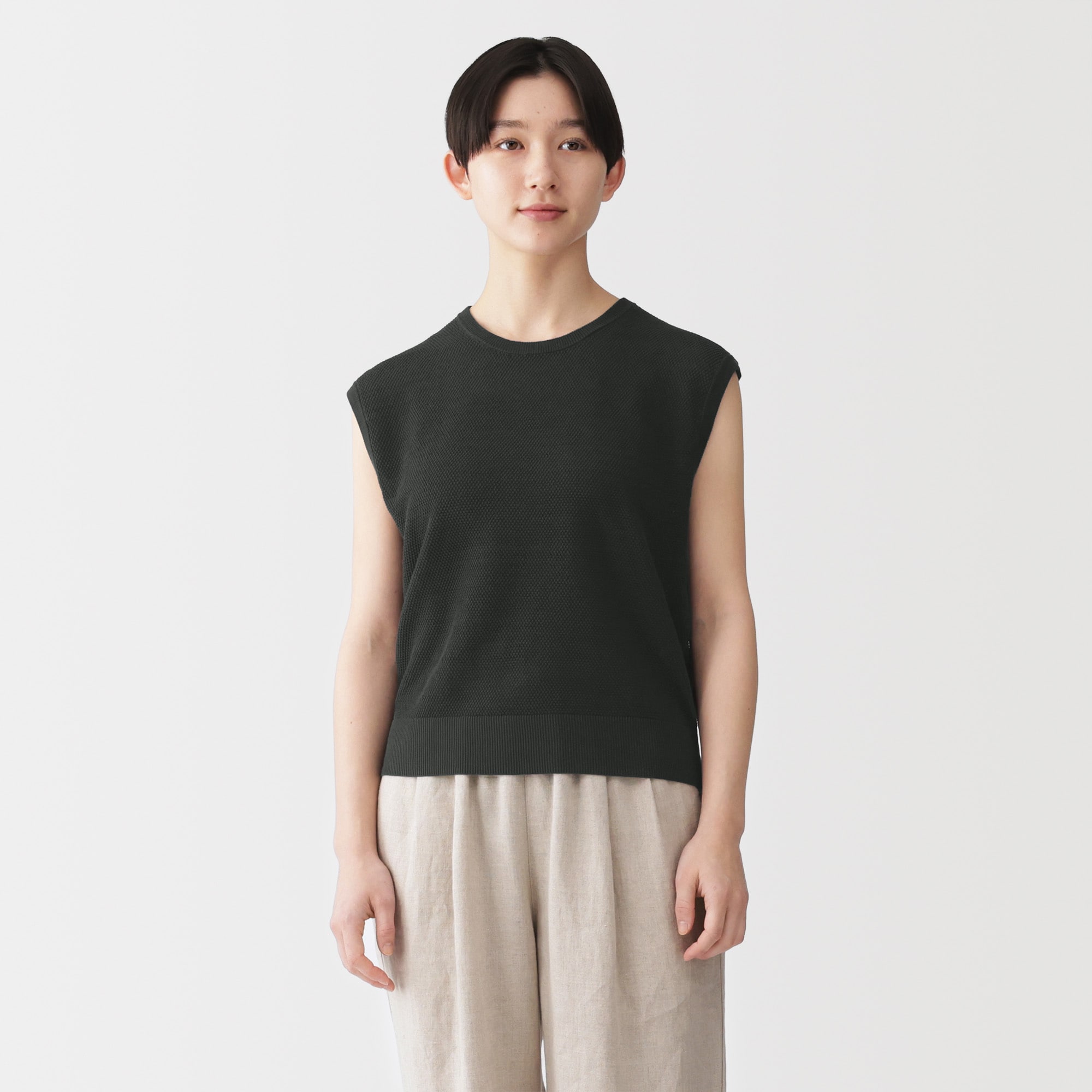 婦人 強撚透かし編みノースリーブセーター | 無印良品