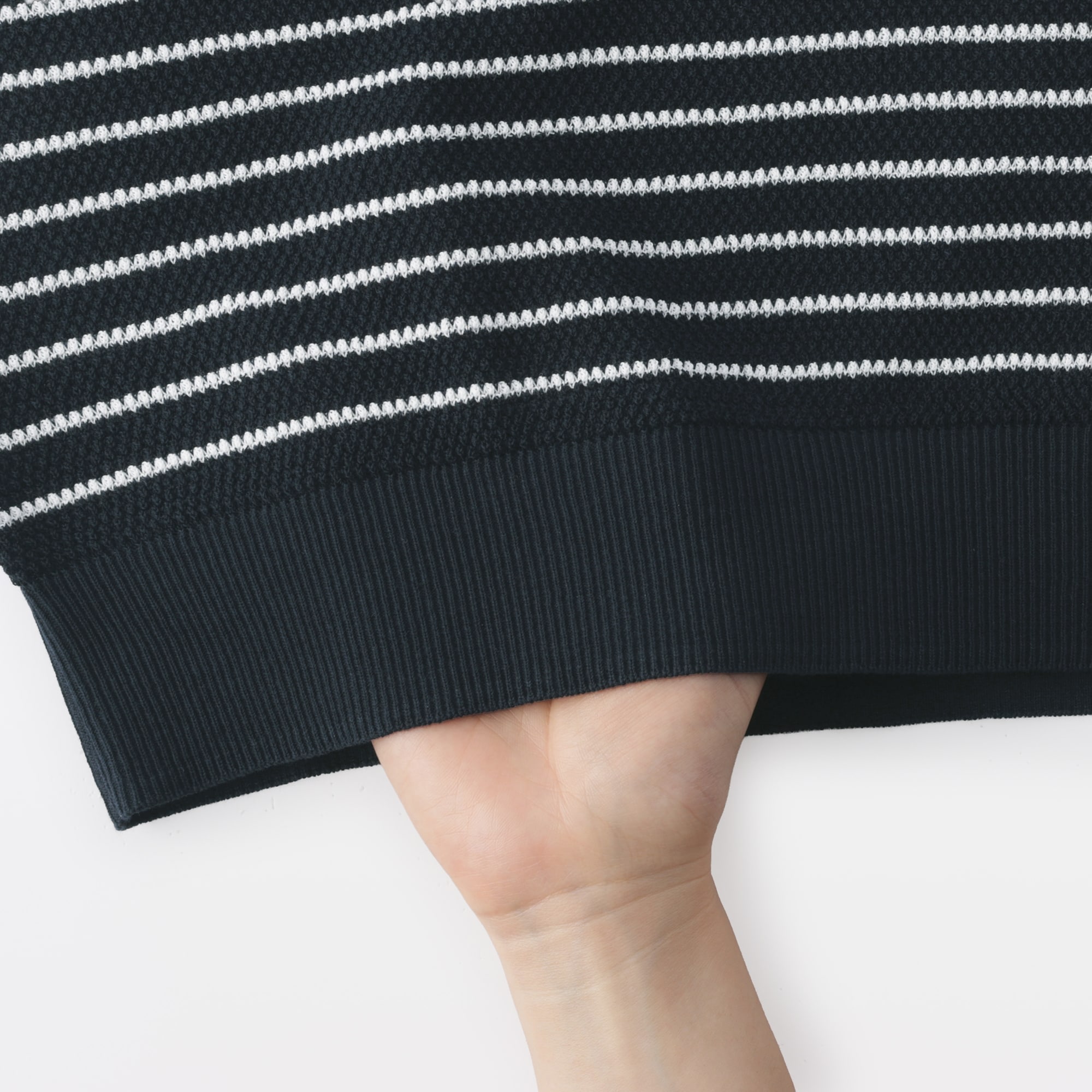 婦人　強撚透かし編みポロセーター