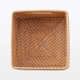 重なるラタン角型バスケット・大