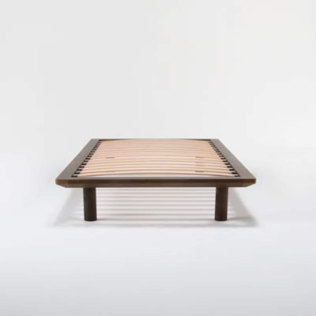 木製ベッドフレーム・シングル／タモ材・ブラウン