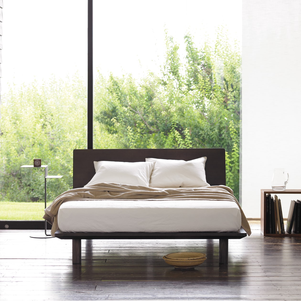 木製ベッドフレーム・ダブル／タモ材・ブラウン