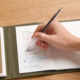 こすって消せるボールペン