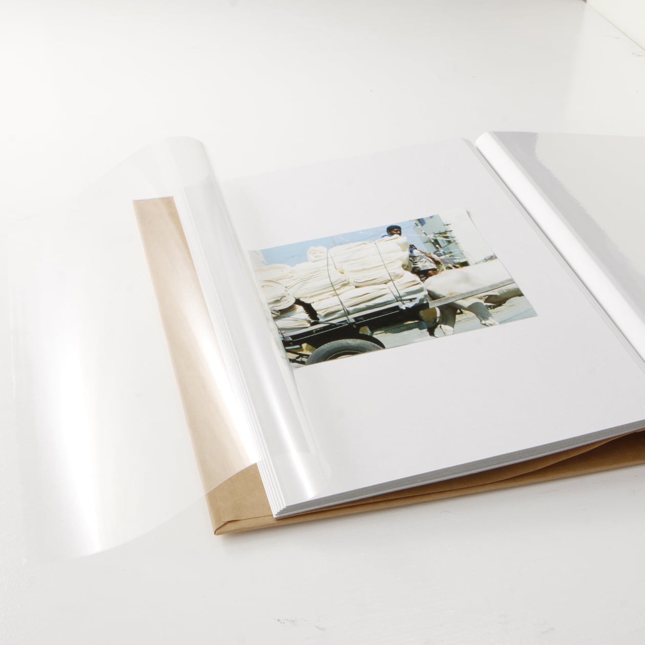 クラフト表紙増やせる　フリー台紙アルバム