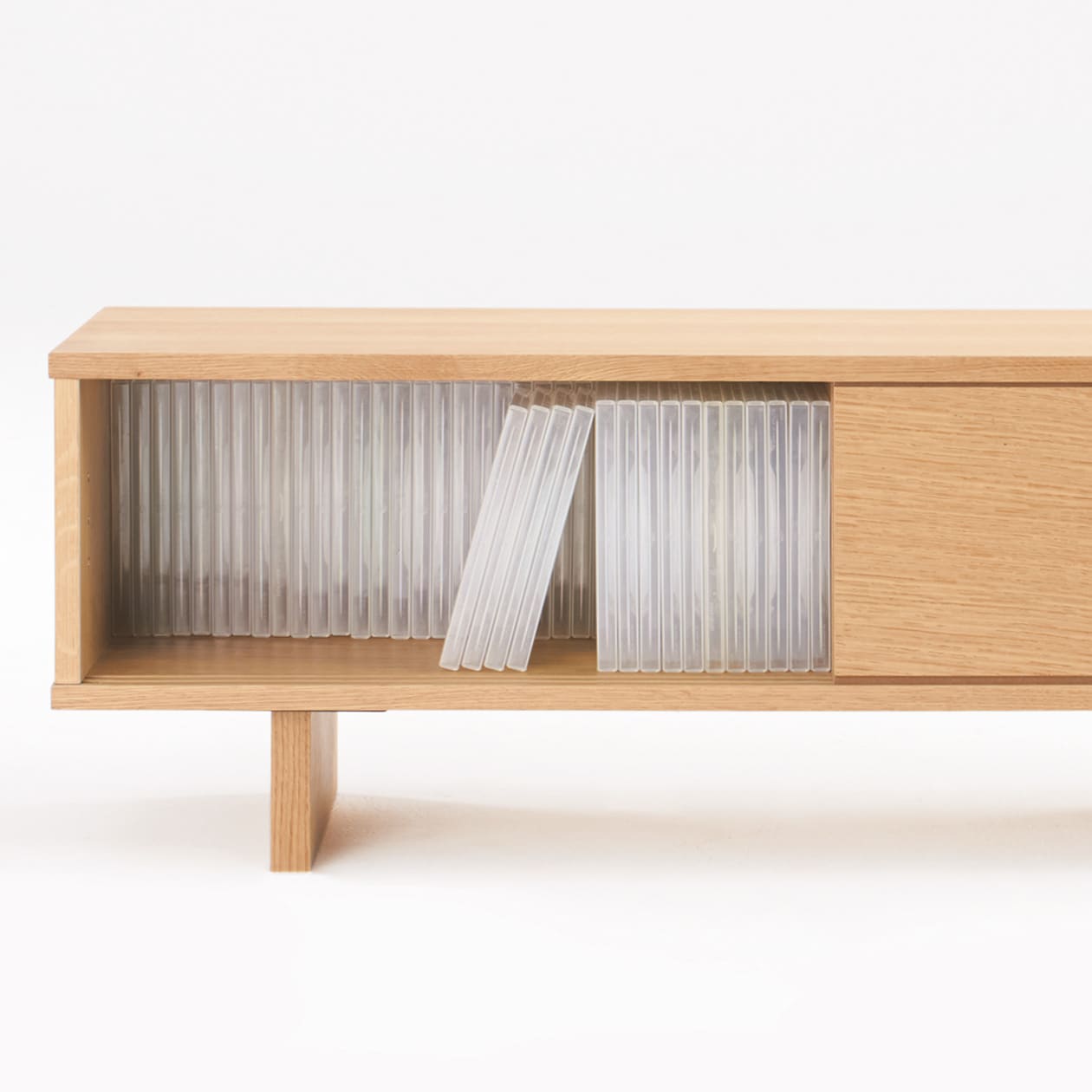 オーク材ＡＶラック薄型（引戸）・幅１１０ｃｍ