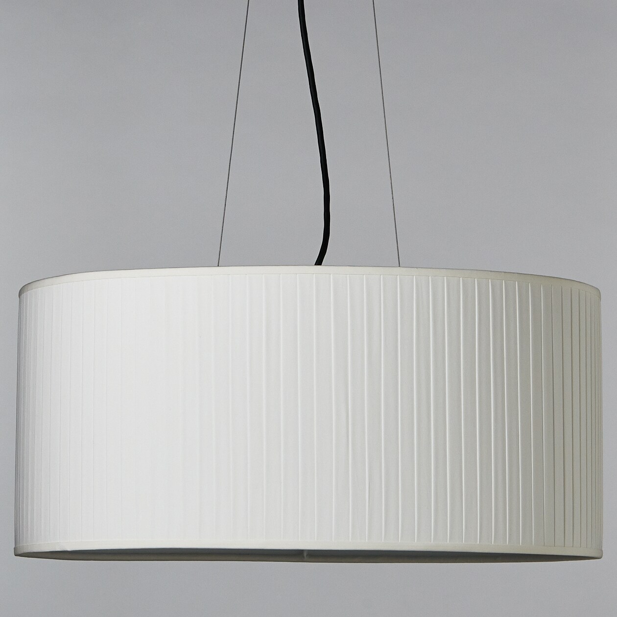 ペンダントライト楕円・Ｌ／シェード：プリーツ／コード・フランジ：ブラック