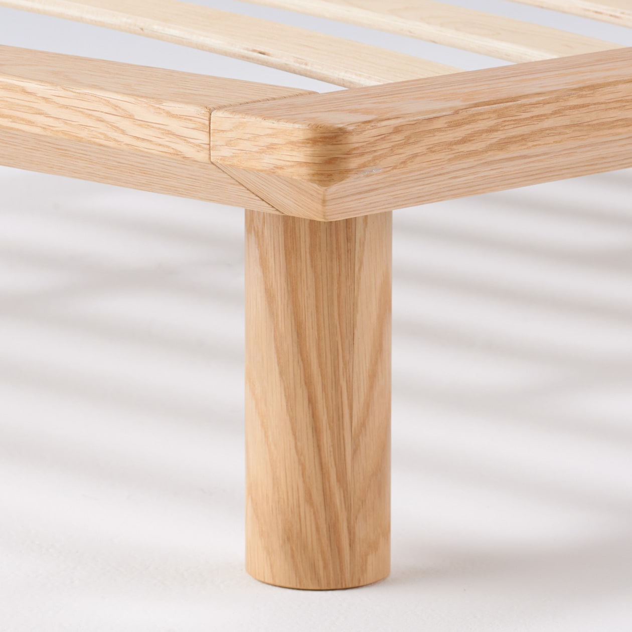 ベッドフレーム・スモール・オーク材