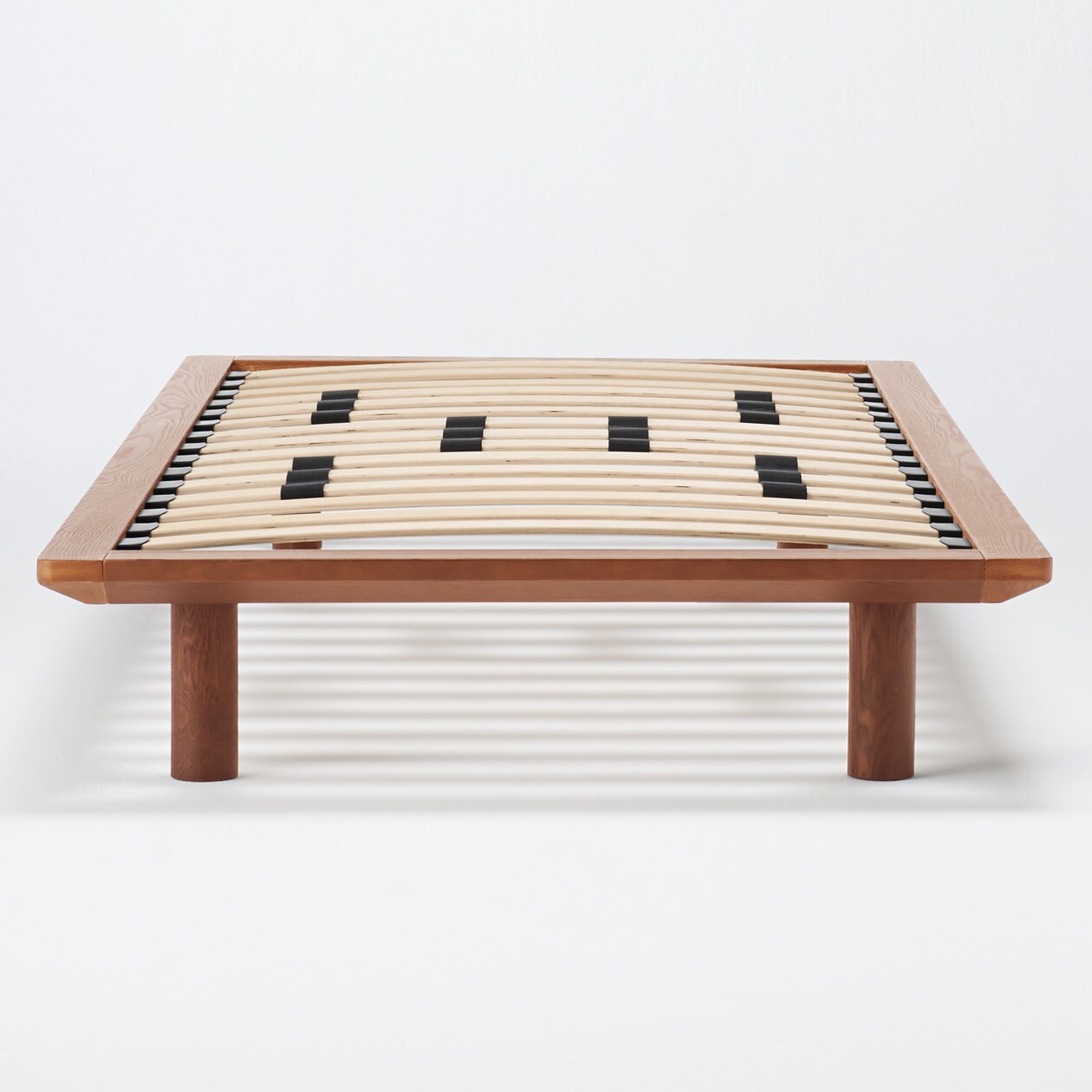 ベッドフレーム・シングル・ウォールナット材