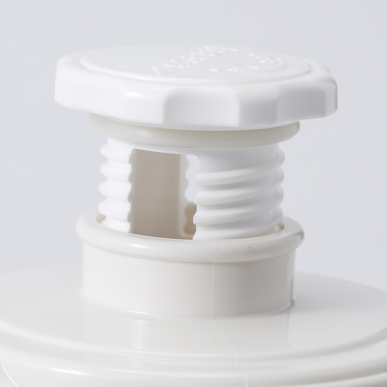 飲み方が変えられる水筒・コップセット