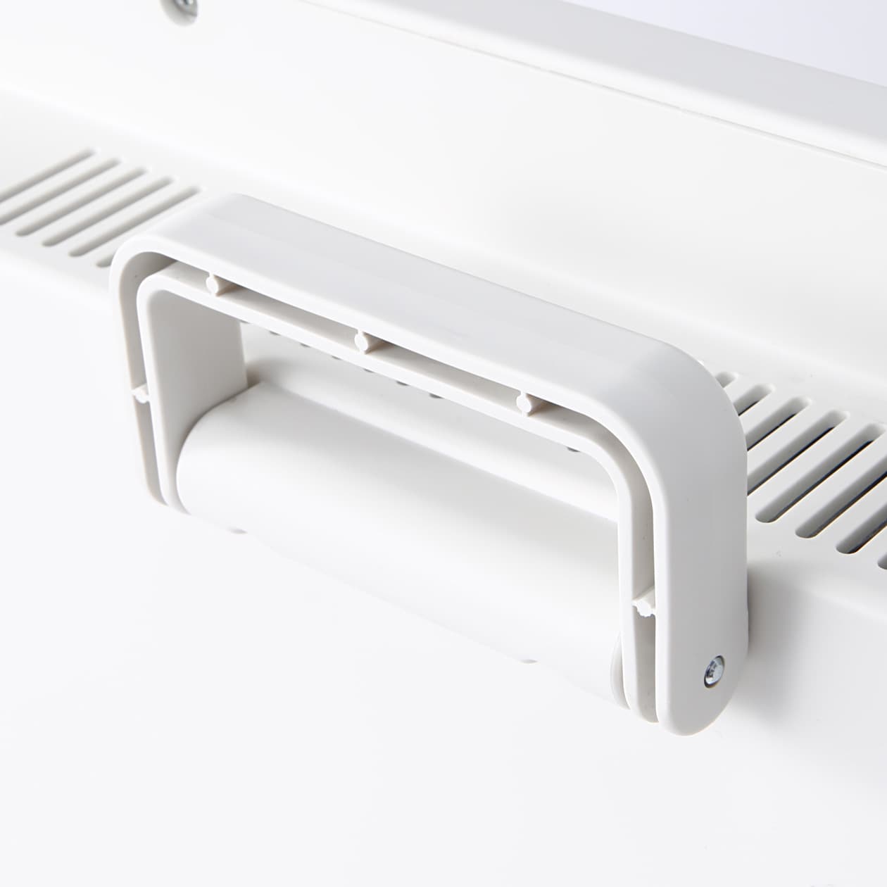 遠赤外線パネルヒーター