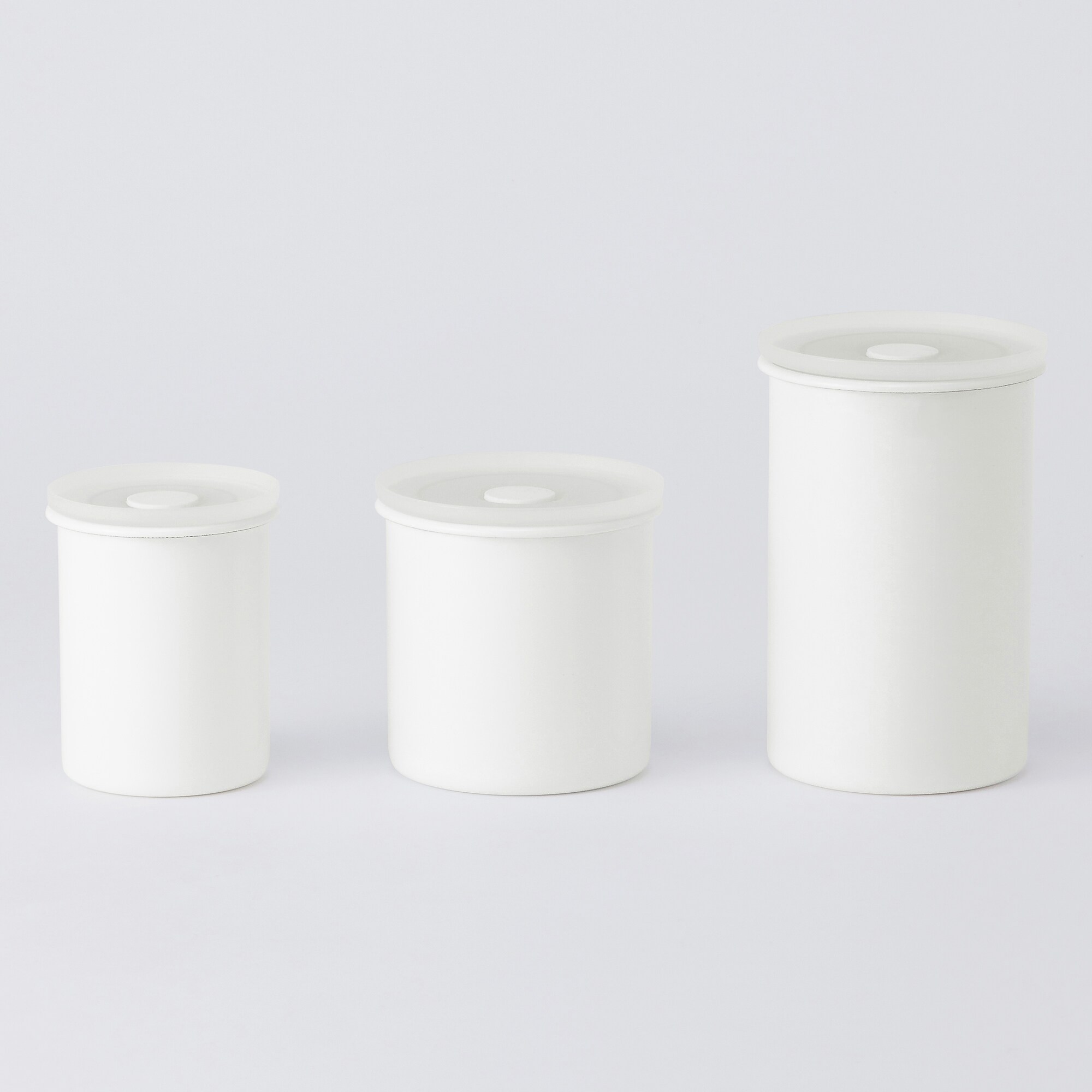 液体とニオイが漏れないバルブ付密閉ホーロー保存容器・丸型