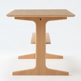 リビングでもダイニングでもつかえるテーブル・１