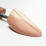 レッドシダーシューキーパー