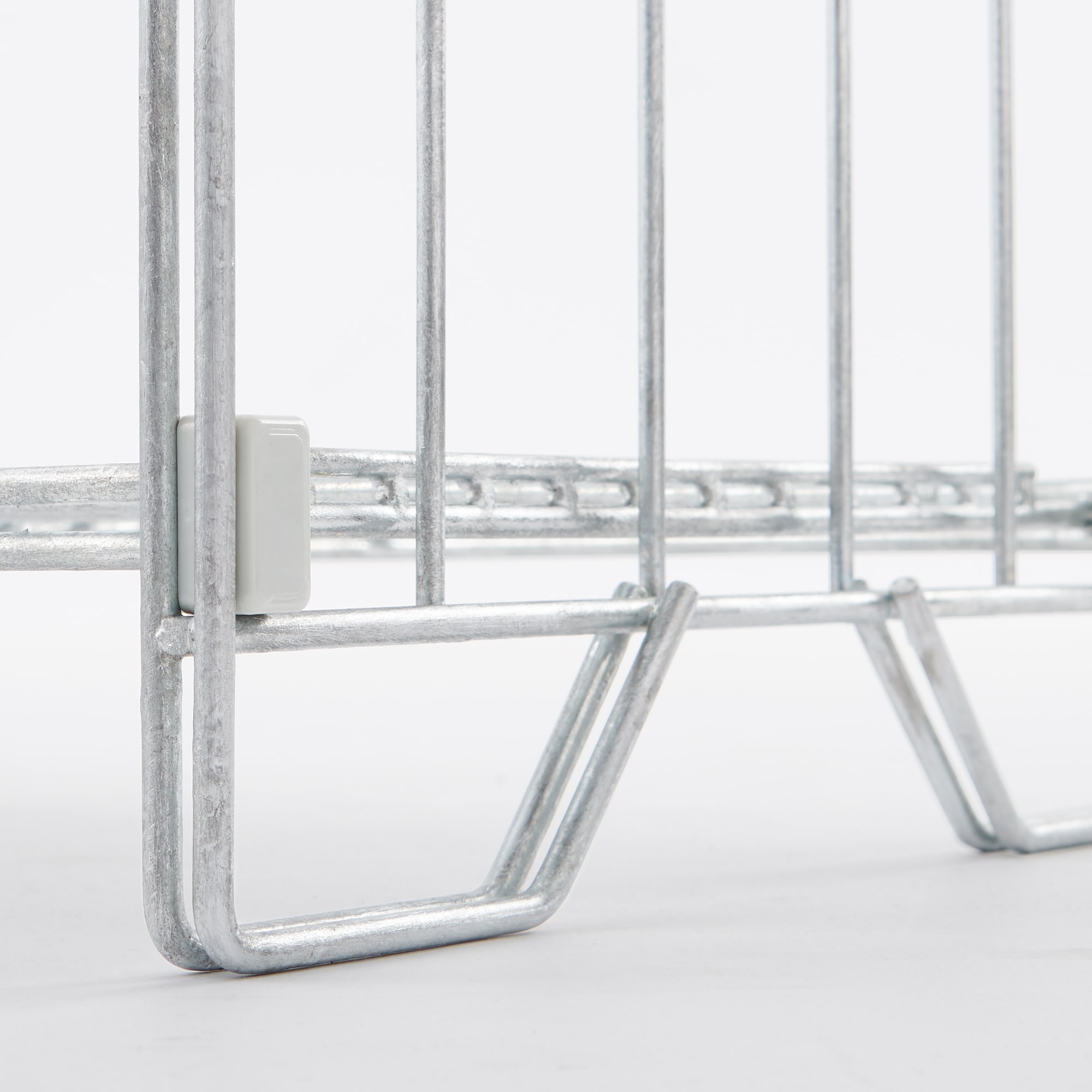 溶融亜鉛ガーデンシェルフ・３段組立て式