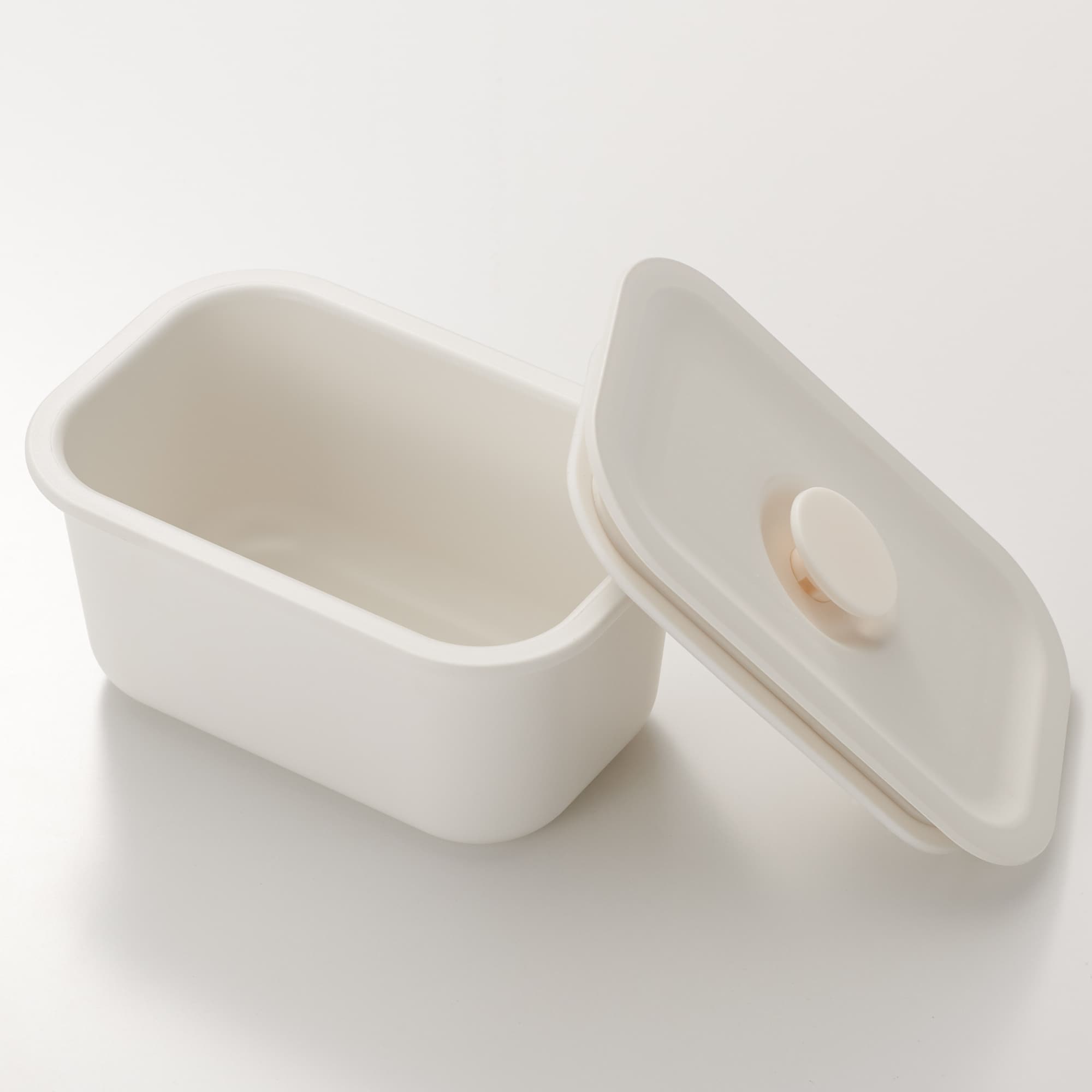ポリプロピレン保存容器になるバルブ付弁当箱・白 | 無印良品