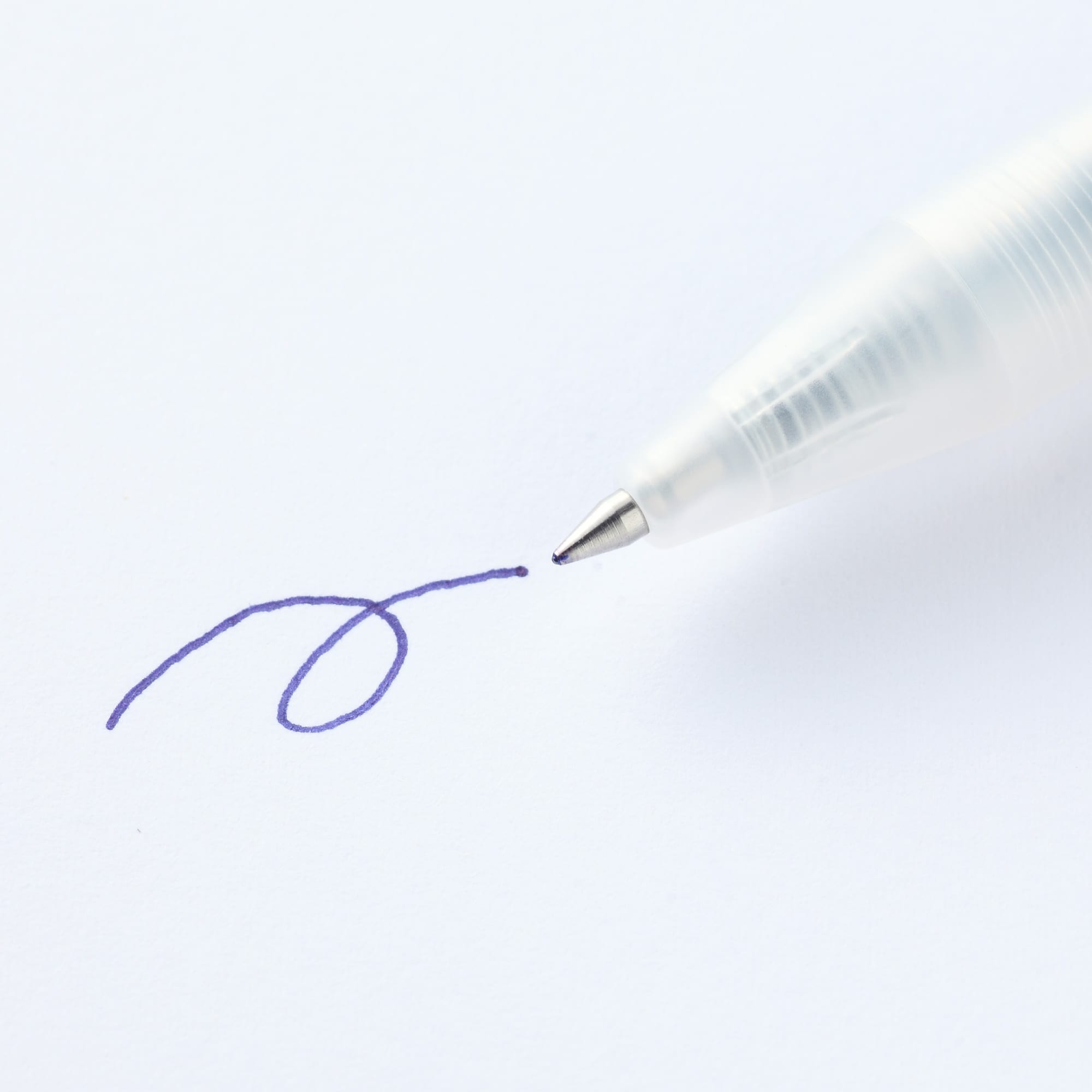 さらさら描けるゲルインキボールペン　ノック式