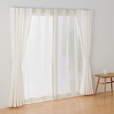 ポリエステル平織レースノンプリーツカーテン／アイボリー