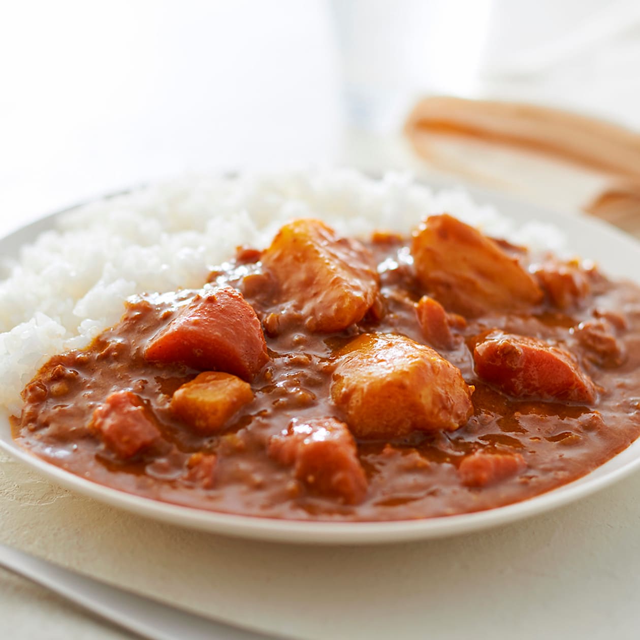 素材を生かした　ごろごろ野菜と豚ひき肉の大盛りカレー