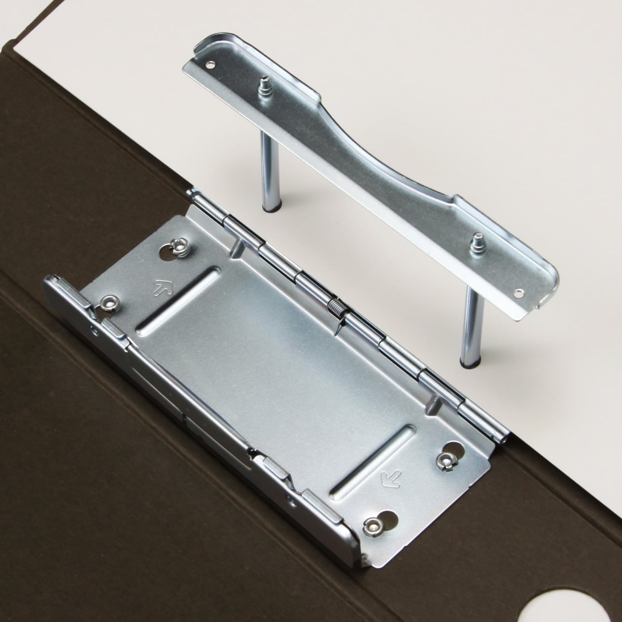 f*t　　無印良品 アルミ バインダー A4 廃番品 軽量 ファイル 2穴 f*t 無印良品 アルミ バインダー A4 廃番品 軽量 ファイル 2穴 f