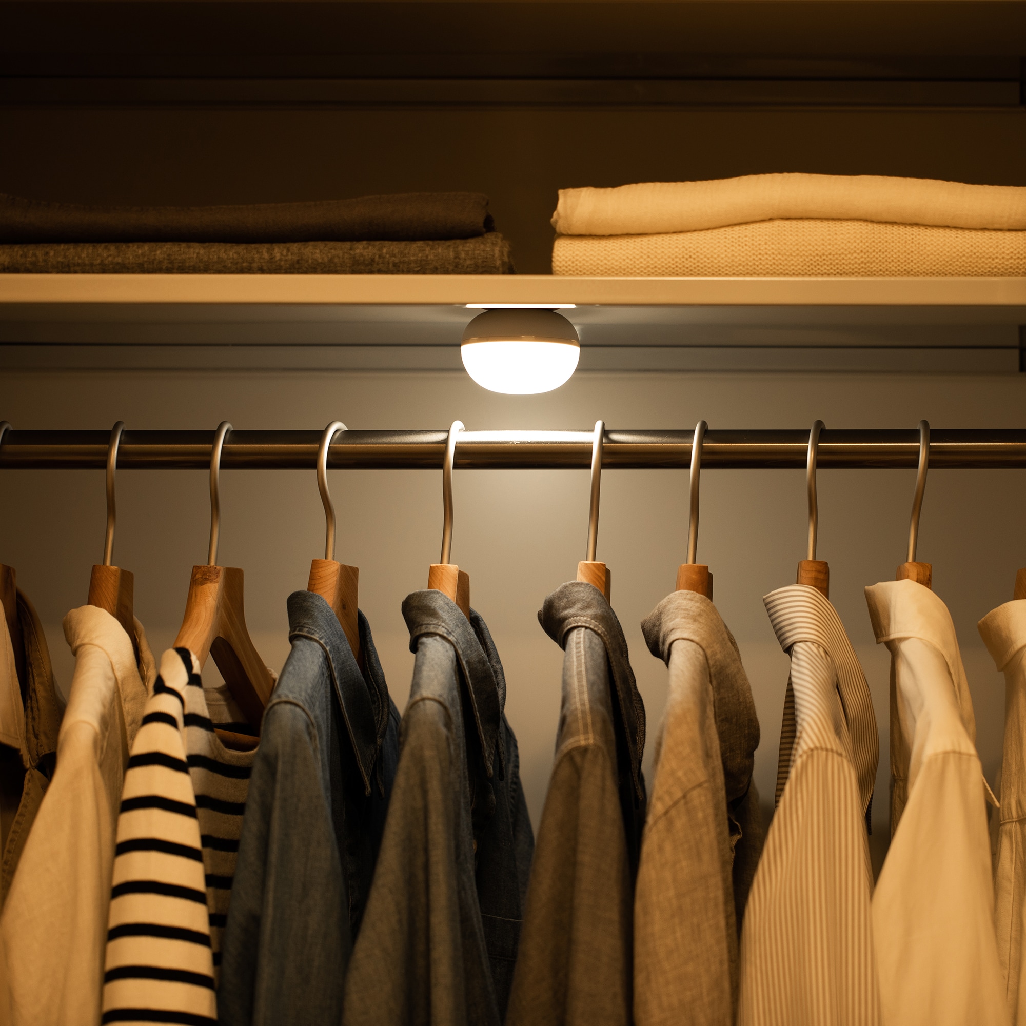 マグネット付センサーライト