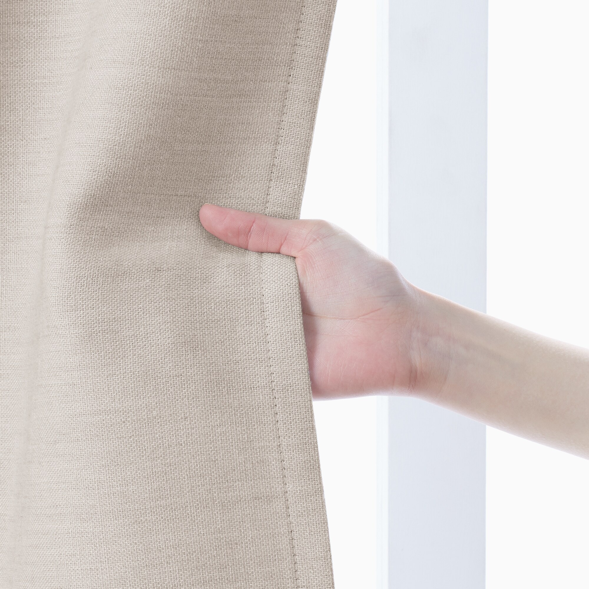 ポリエステルななこ織（防炎・遮光）ノンプリーツカーテン／ベージュ