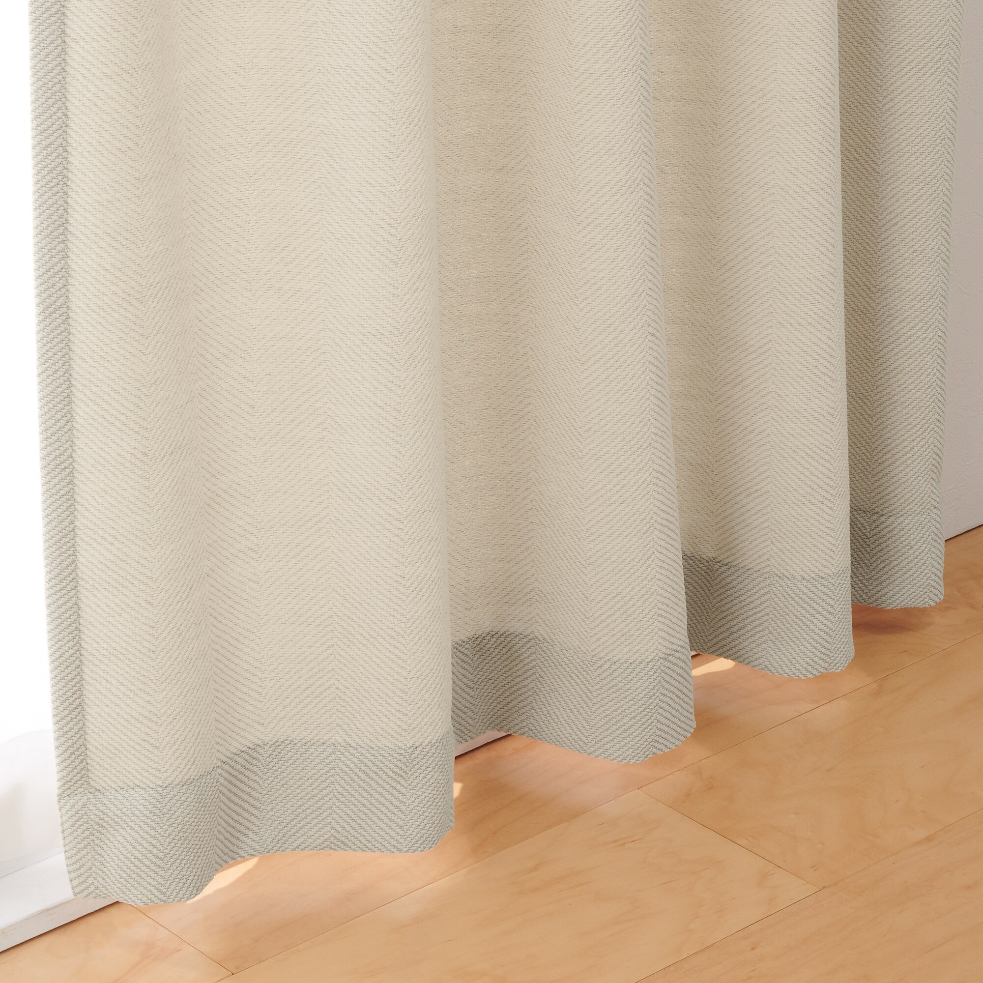 ポリエステルシェニールヘリンボーン（防炎）ノンプリーツ