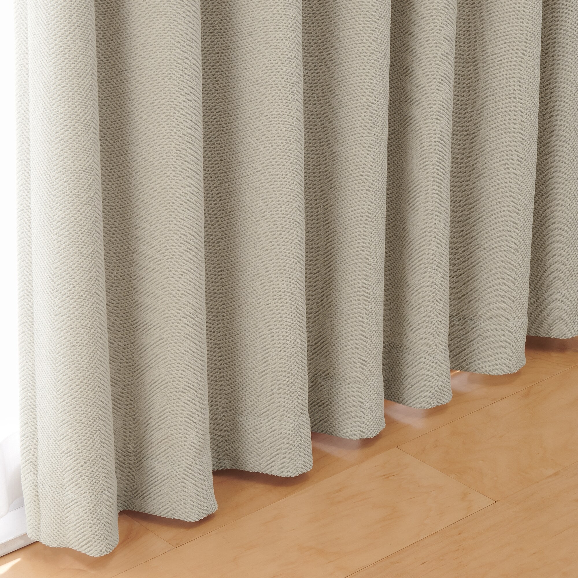 ポリエステルシェニールヘリンボーン（防炎）プリーツカーテン／遮光裏地付／アイボリ