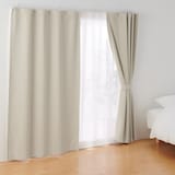 ポリエステルシェニールヘリンボーン（防炎）ノンプリーツカーテン／遮光裏地付／アイ