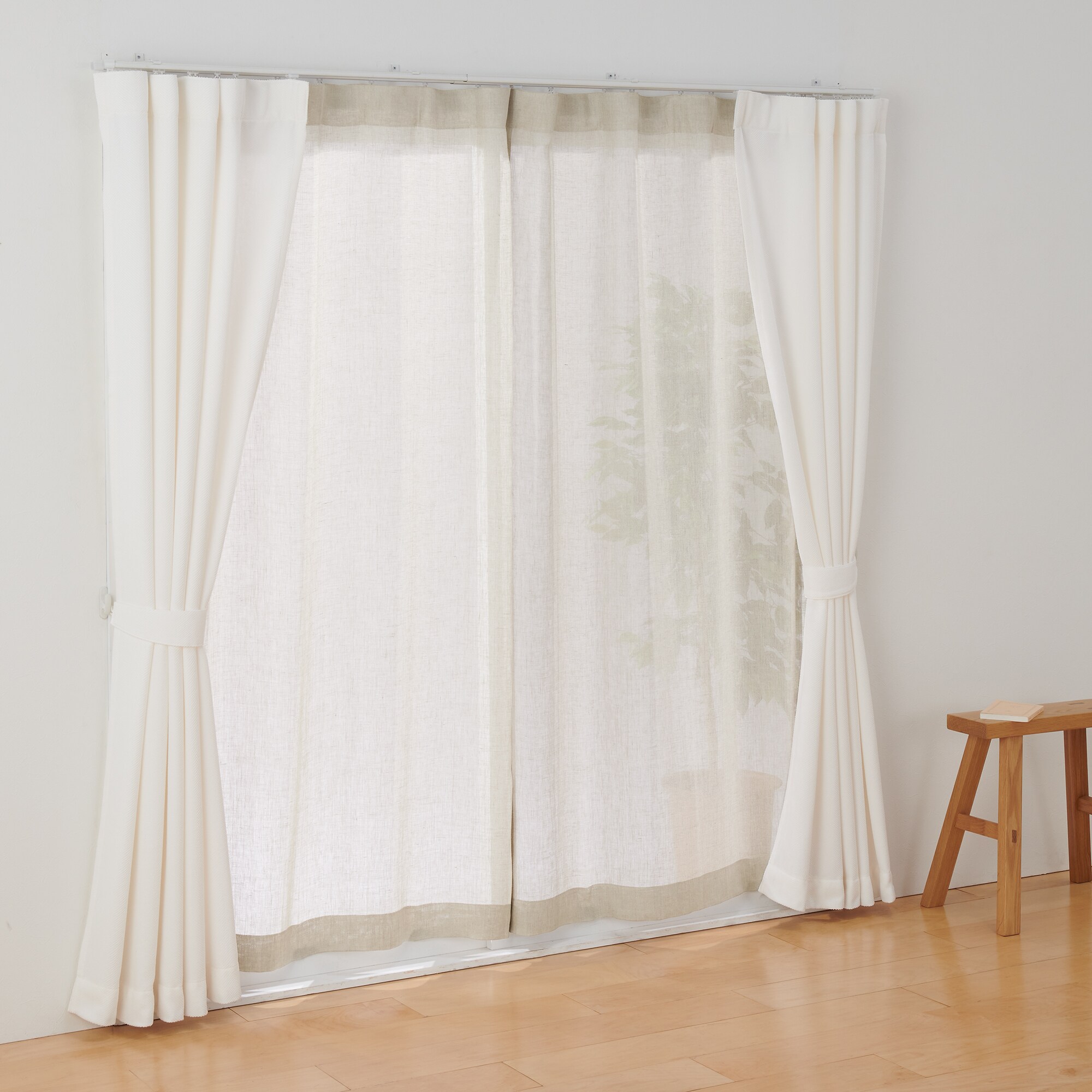 麻ボイルノンプリーツカーテン／生成 | 無印良品