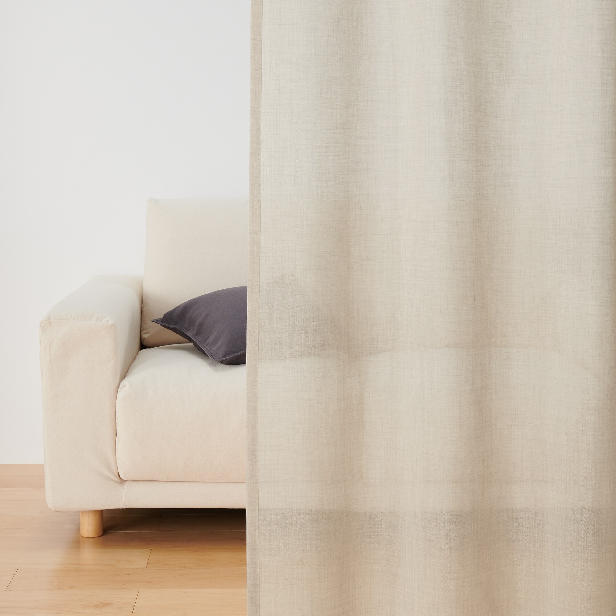 ポリエステル杢調ボイルノンプリーツカーテン／ベージュ