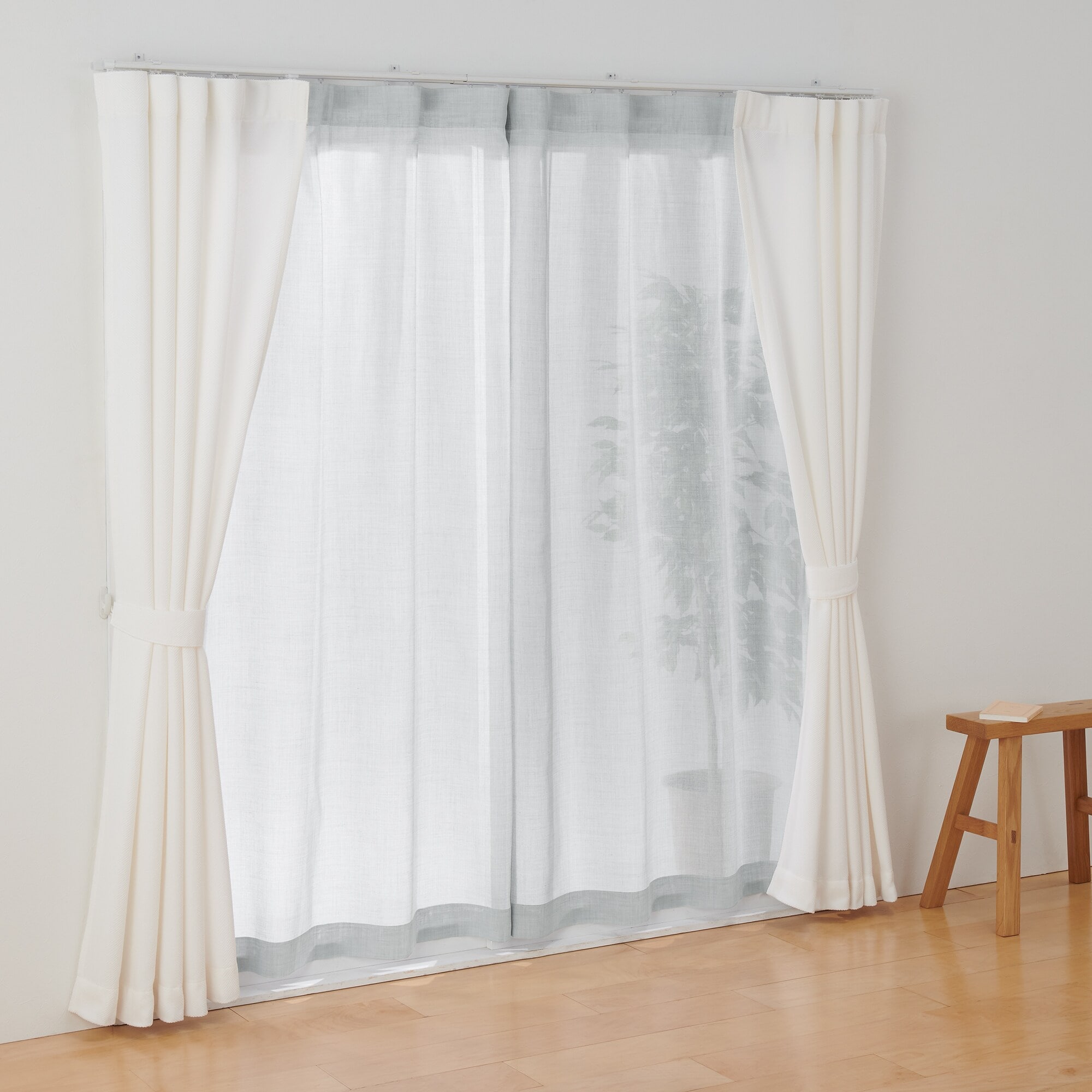 ポリエステル杢調ボイルノンプリーツカーテン／ブルーグレー