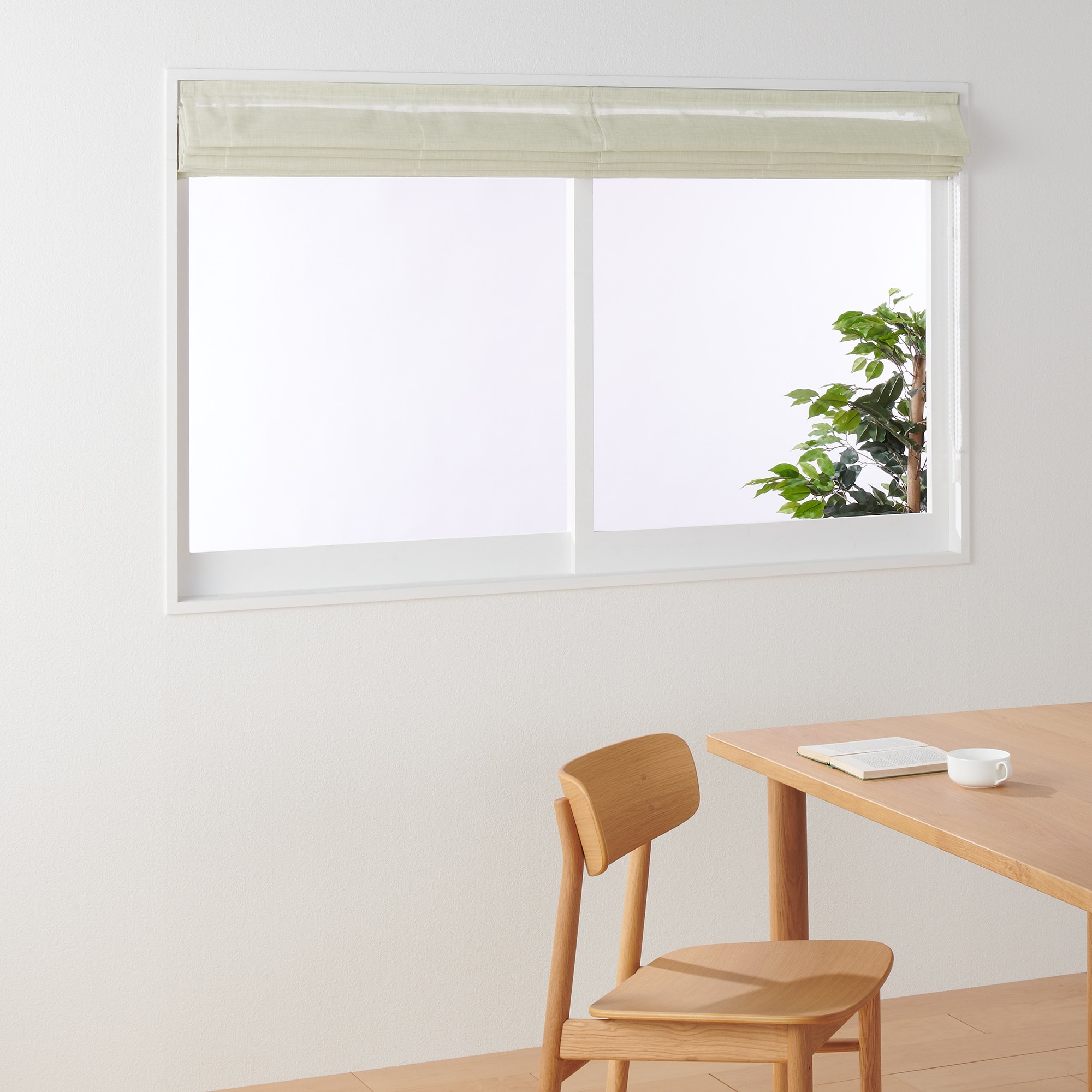 ポリエステル杢調ボイル（防炎）プレーンシェード用生地／アイボリー