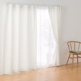 ポリエステルシェニールヘリンボーン（防炎）ノンプリーツカーテン／オフ白