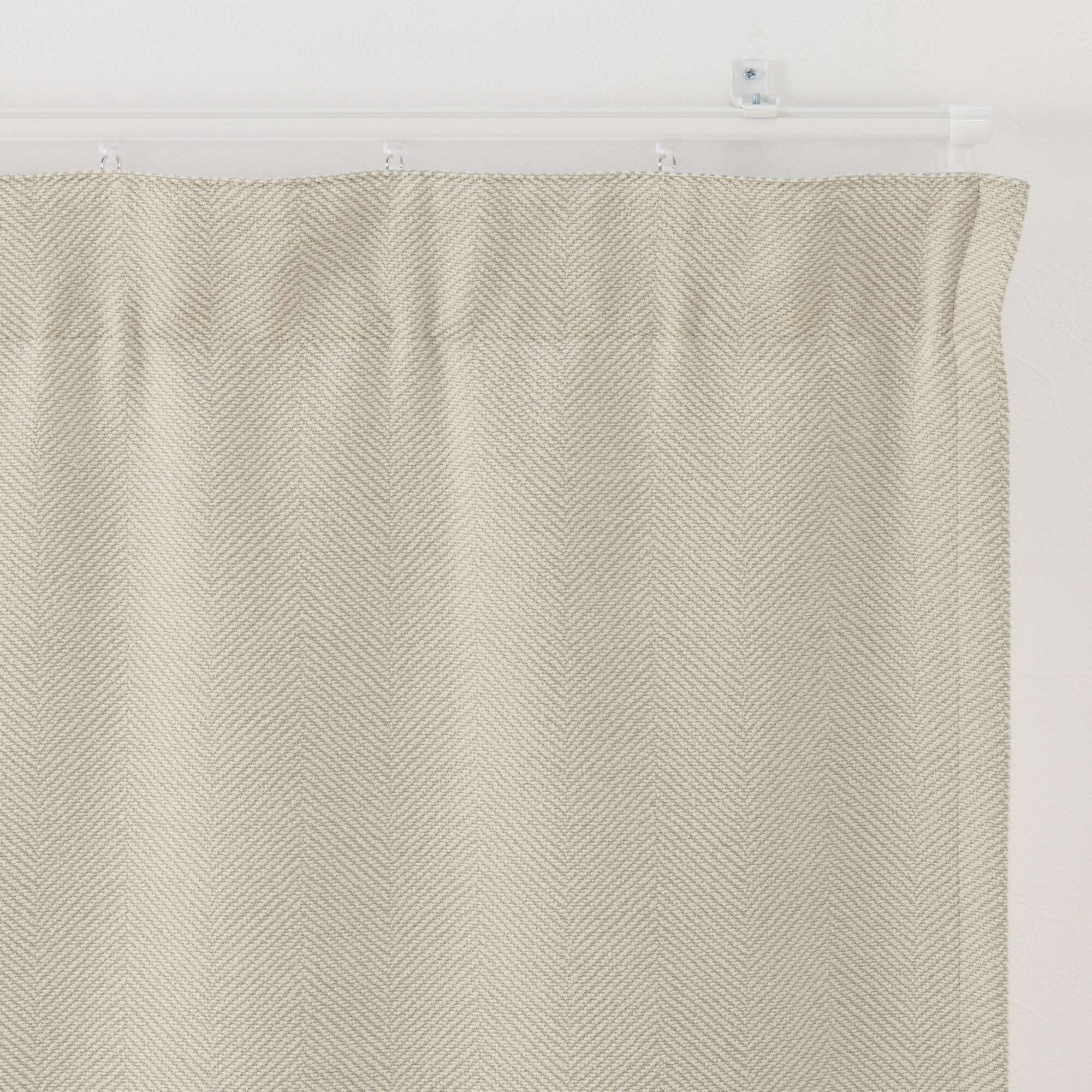 ポリエステルシェニールヘリンボーン（防炎）ノンプリーツカーテン／遮光裏地付／オフ