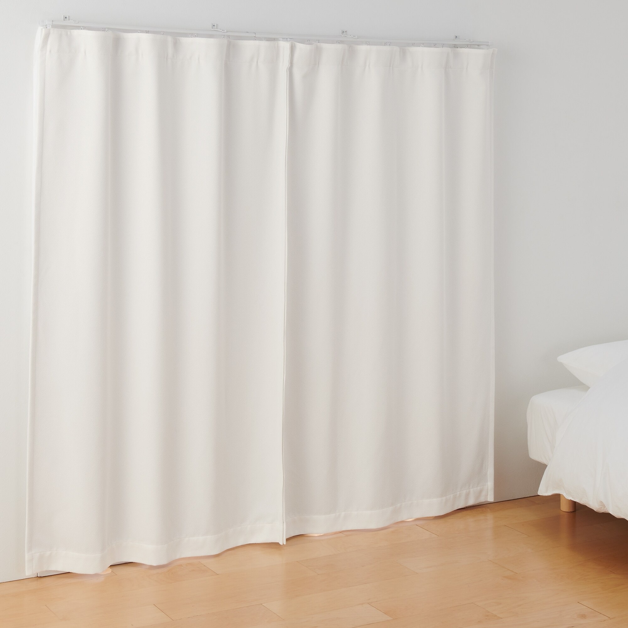 無印良品　ポリエステルシェニールヘリンボーン　ノンプリーツカーテン 4550182567311_01_org.jpg