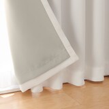 ポリエステルシェニールヘリンボーン（防炎）プリーツ２倍／遮光裏地付／オフ白