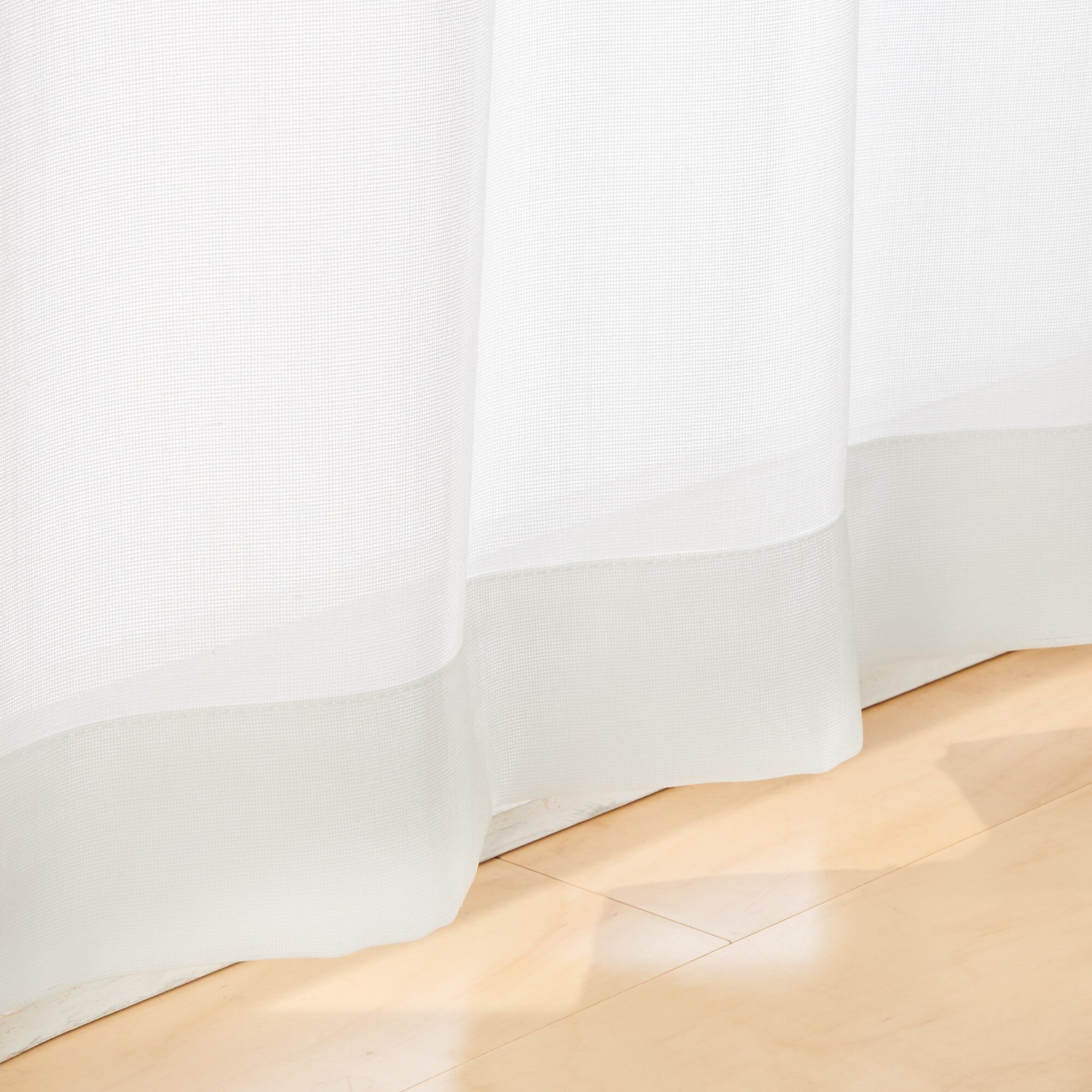 ポリエステル擬紗（防炎）ノンプリーツカーテン／オフ白