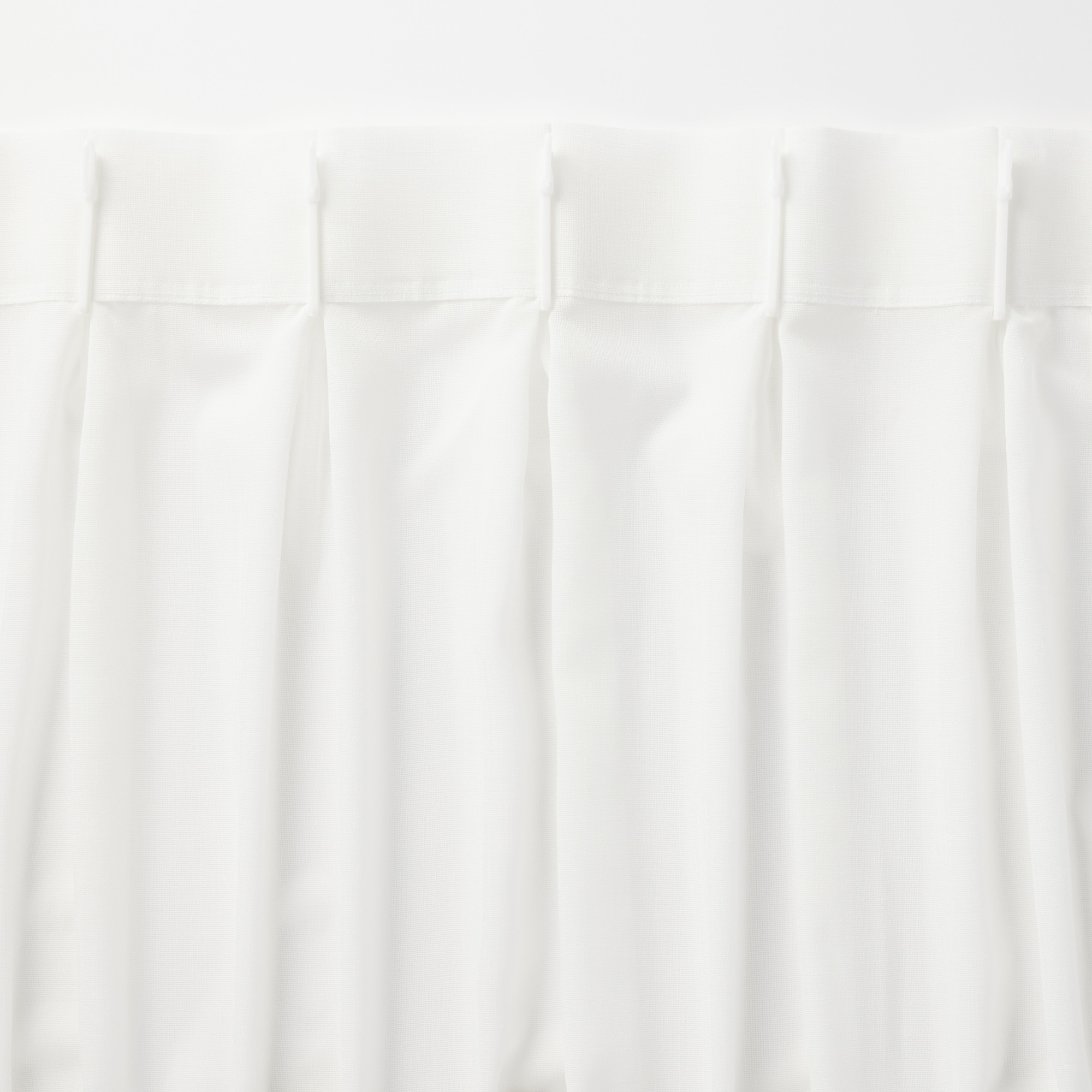 ポリエステル擬紗（防炎）プリーツカーテン２倍ヒダ／オフ白