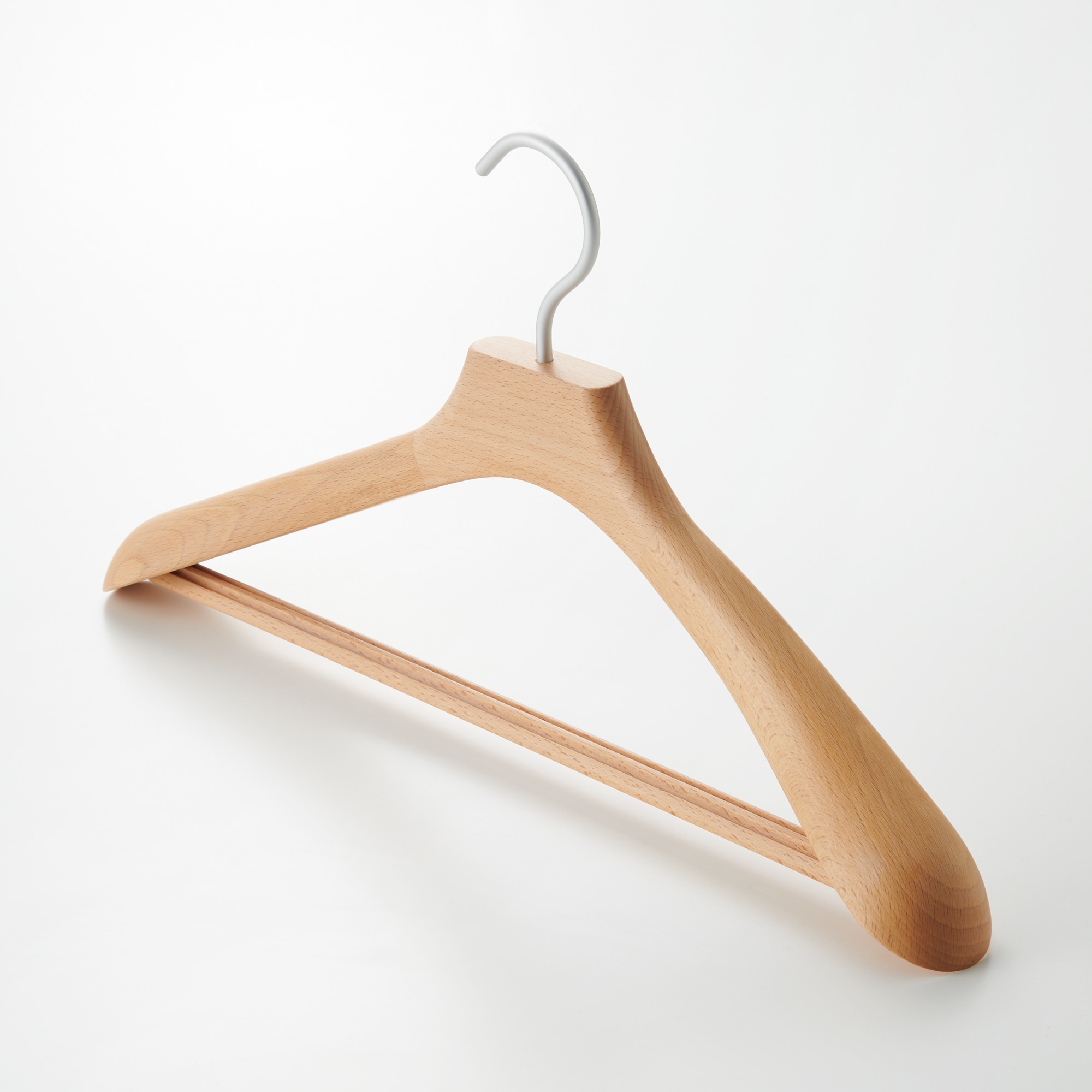 木製ハンガー