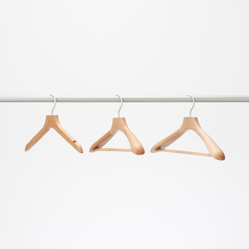 木製ハンガー