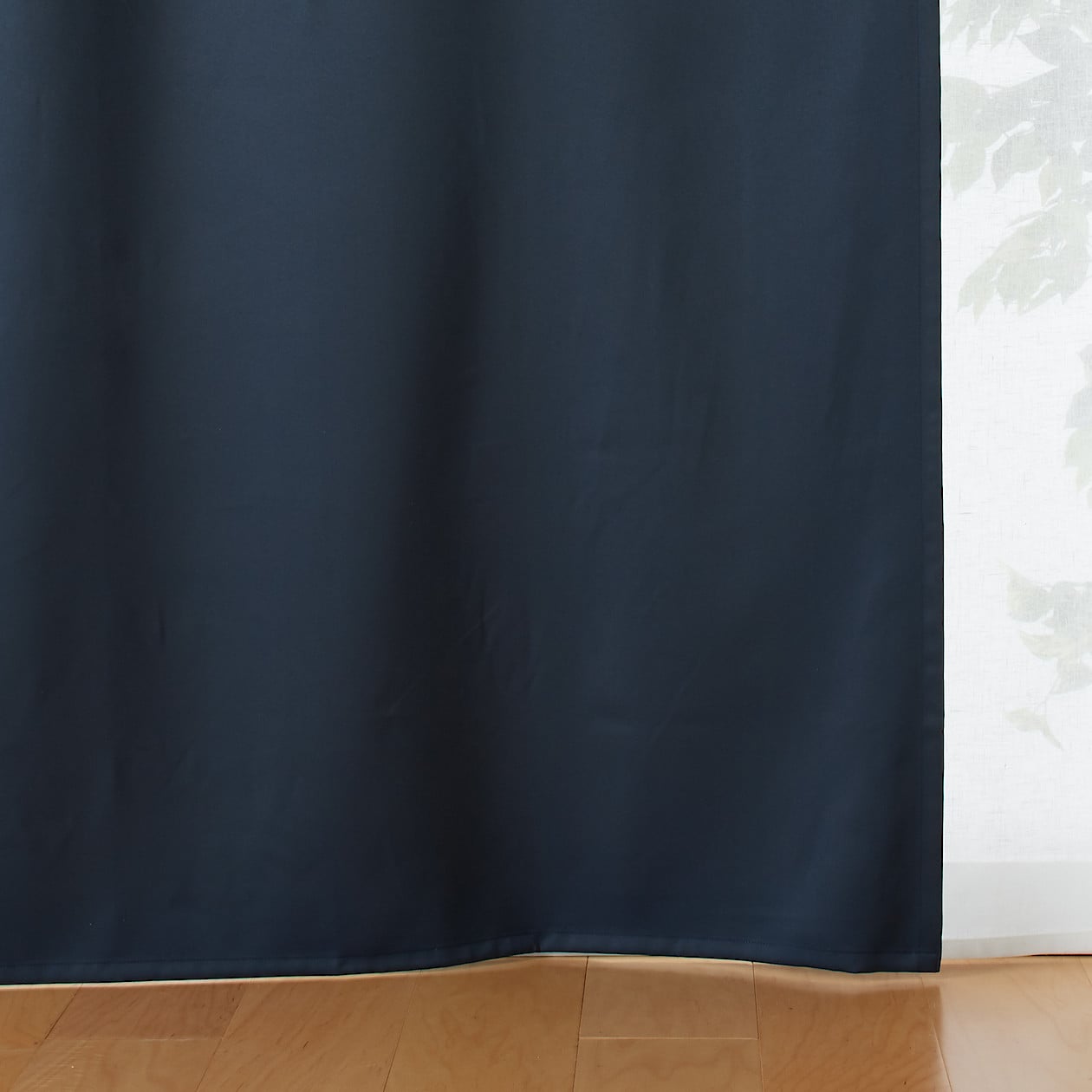 ポリエステルサテン遮光ノンプリーツカーテン・２枚組／ネイビー 幅１００×丈１７８ｃｍ用 | 通販 | 無印良品